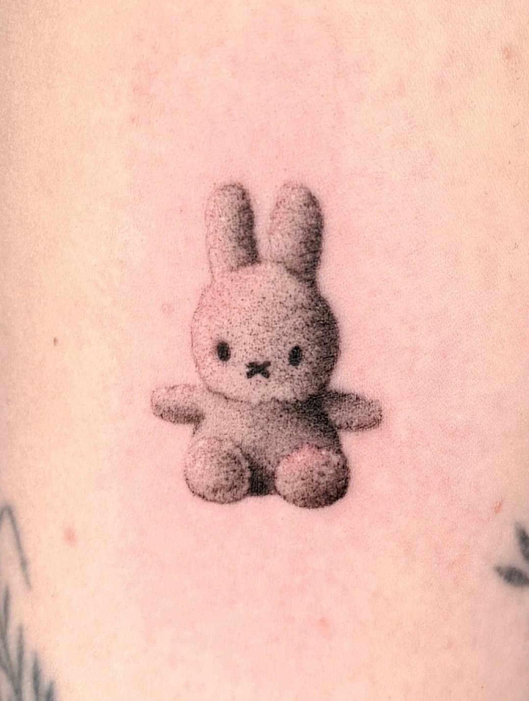 Tattoo by Nisa — fine line